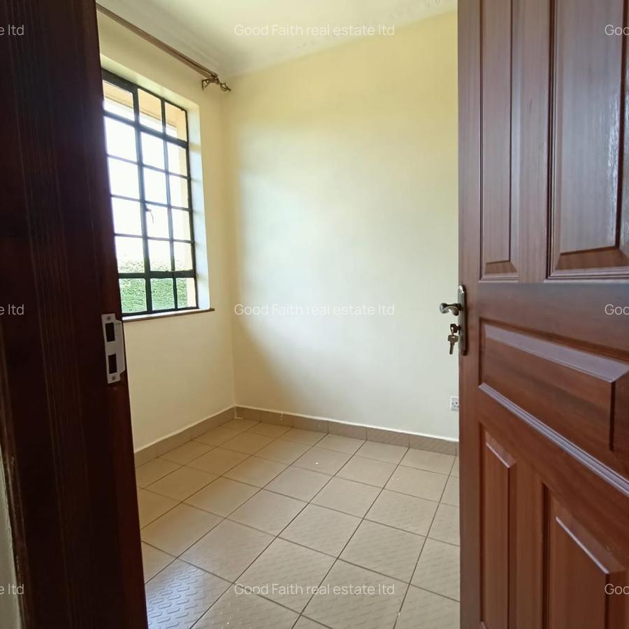 4 Bed Townhouse with En Suite in Kiambu Road - 8