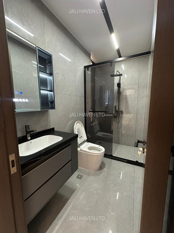 5 Bed Villa with En Suite in Lavington - 9