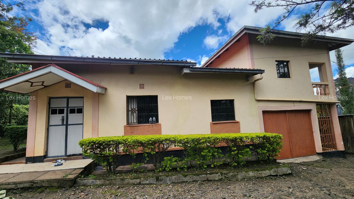 4 Bed House with En Suite at Mashuria - 2