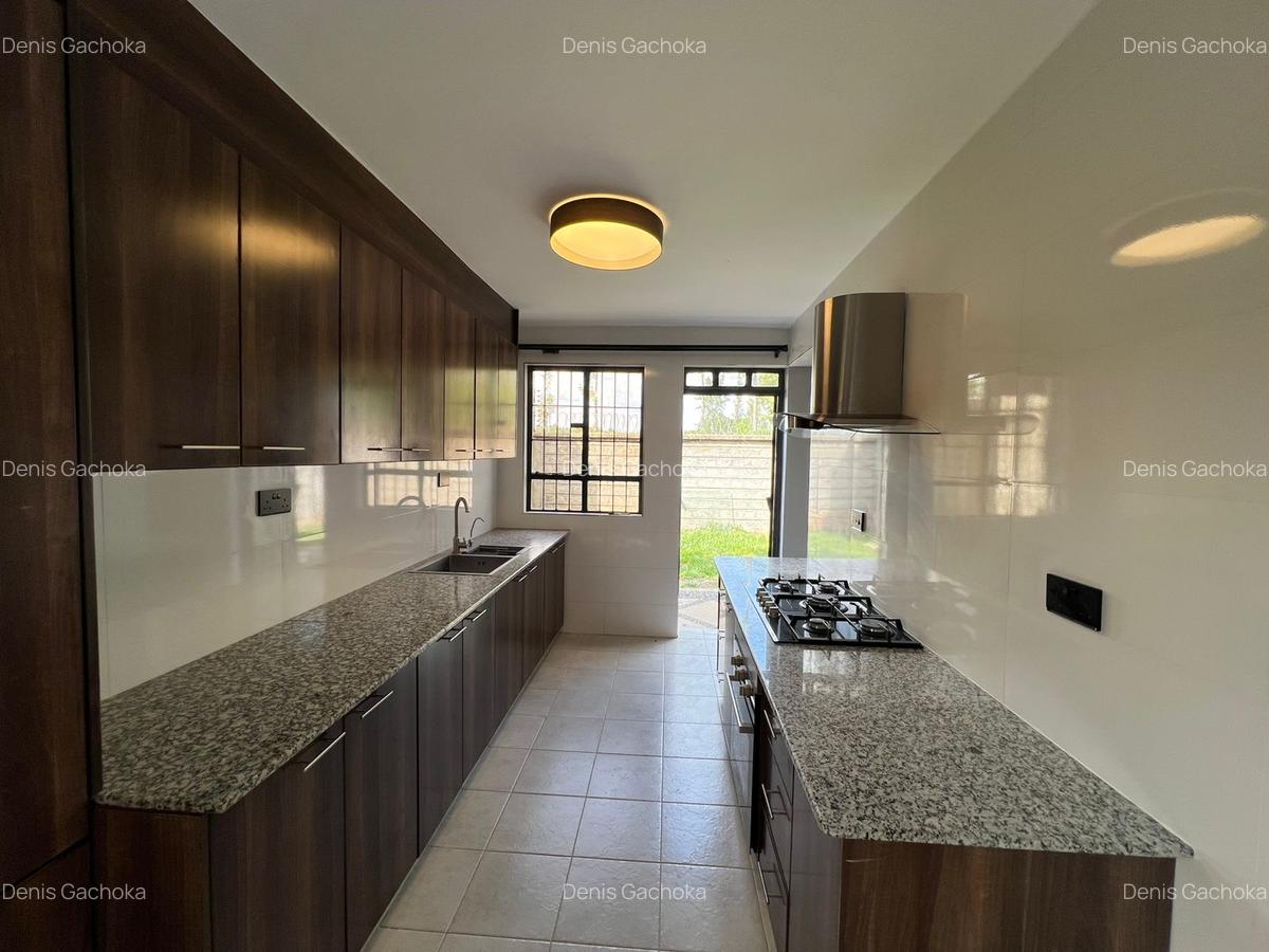 4 Bed House with En Suite at Elgon Street - 8