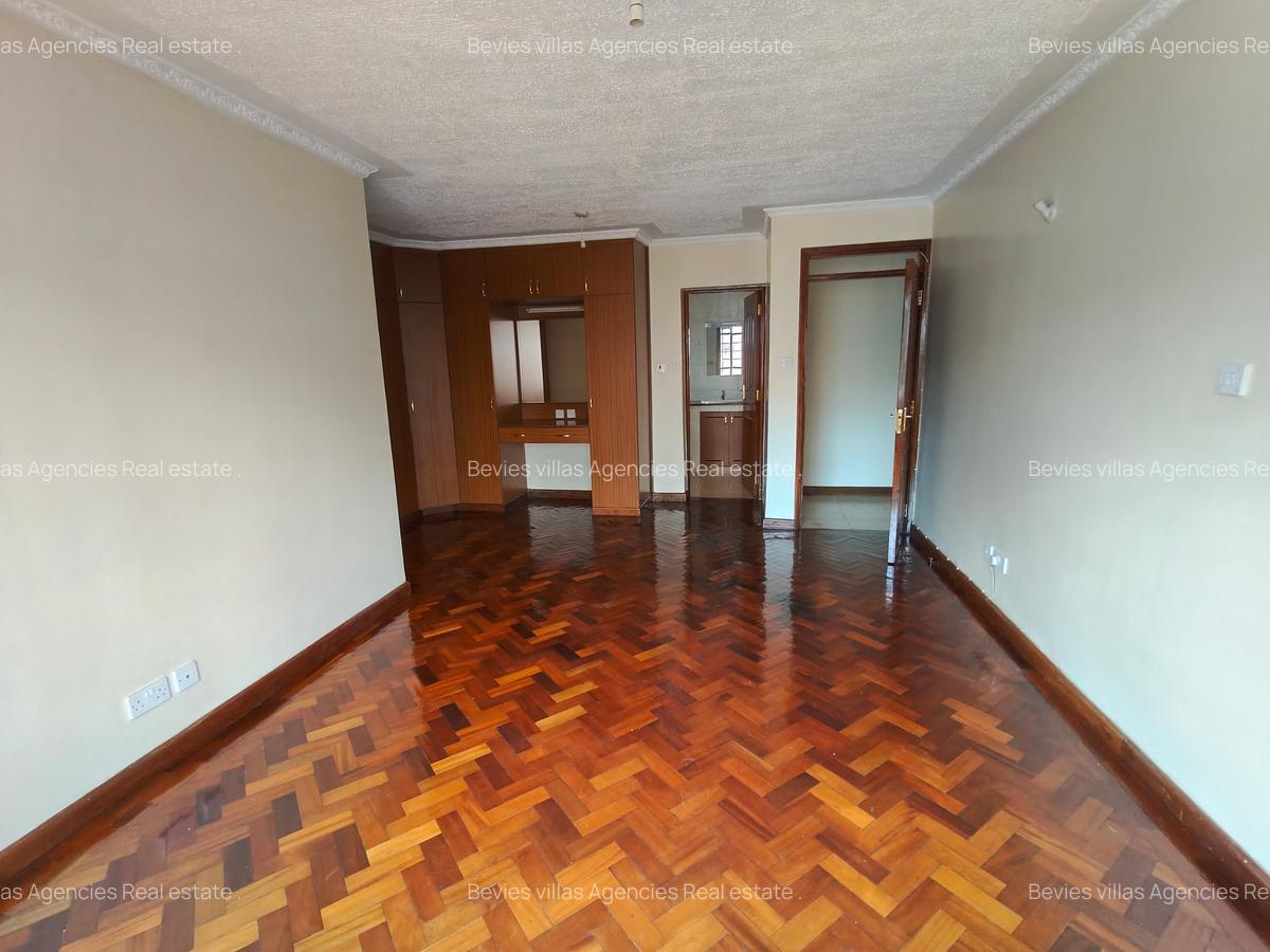 2 Bed Apartment with En Suite at Parklands - 2