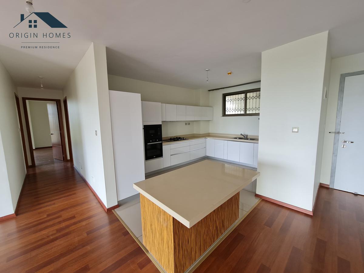 3 Bed Apartment with En Suite at Westlands - 4
