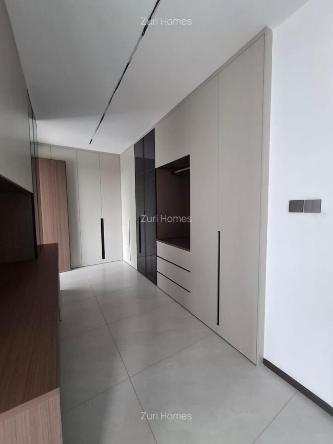 5 Bed Townhouse with En Suite in Lavington - 7