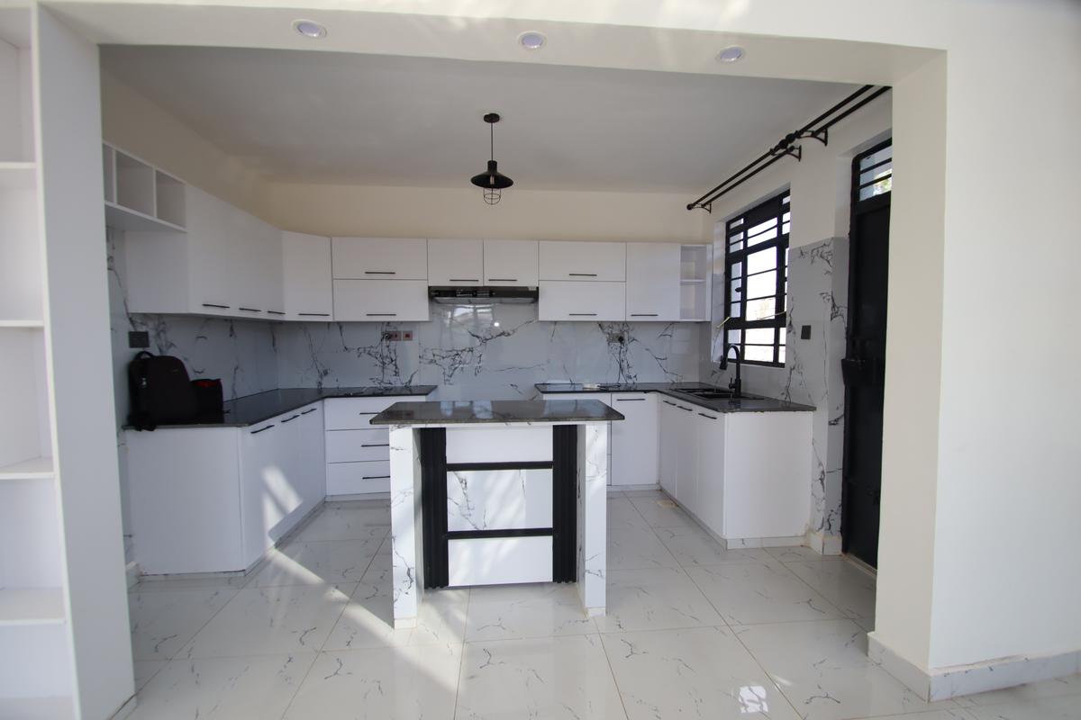 3 Bed House with En Suite at Mugutha Area - 7