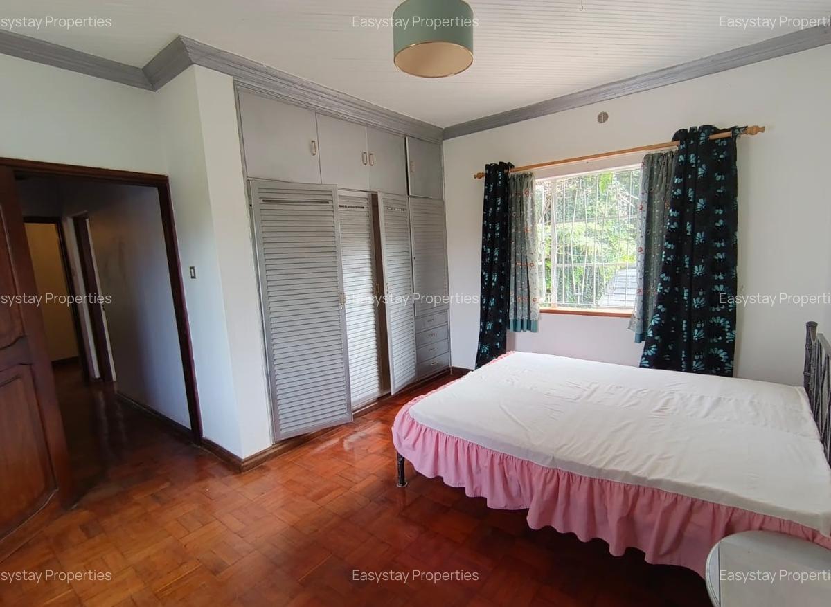 Furnished 3 Bed Apartment with En Suite in Runda - 9