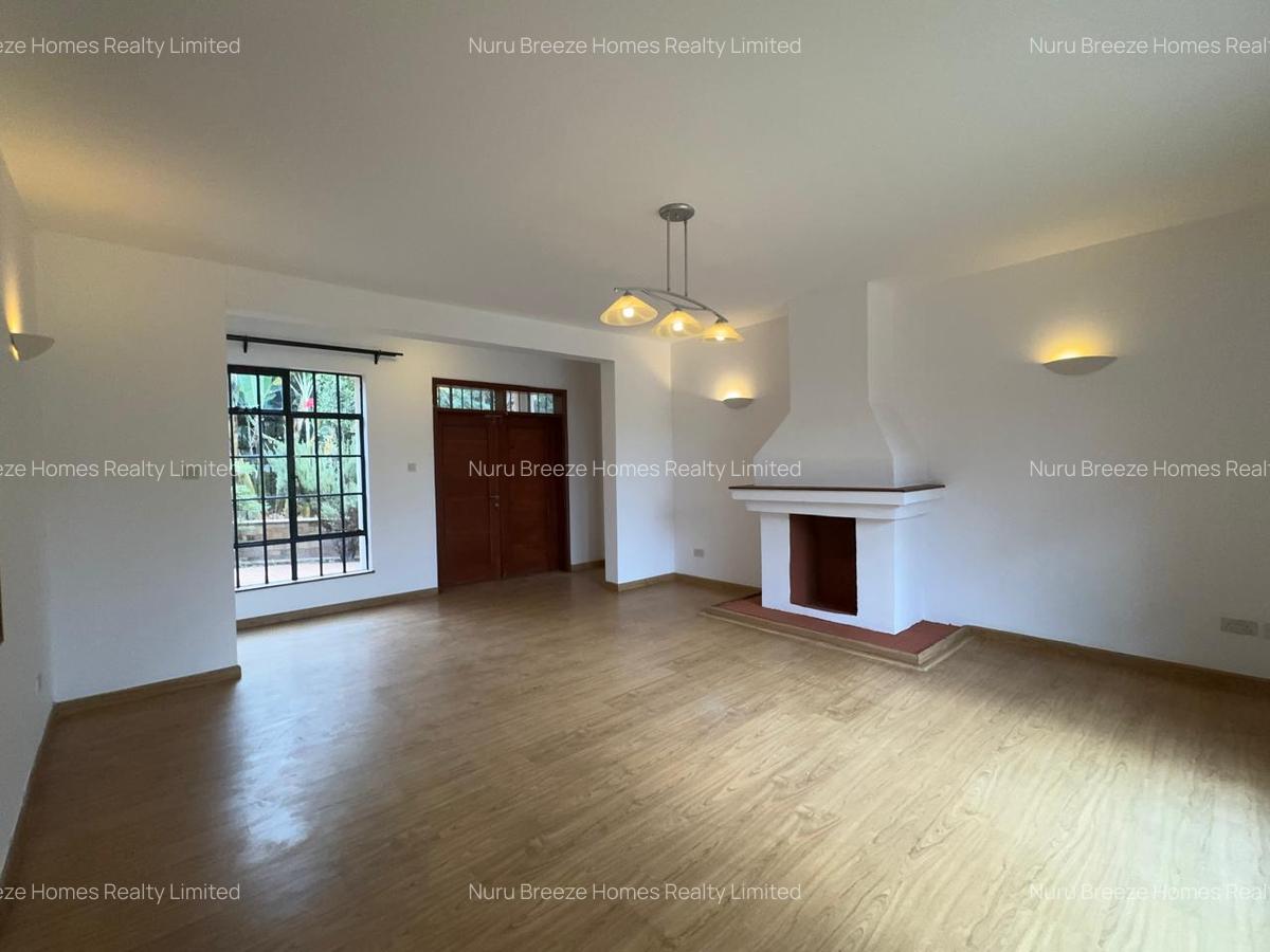 4 Bed House with En Suite in Runda - 19