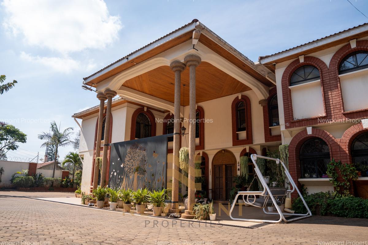 5 Bed House with En Suite in Gigiri - 1