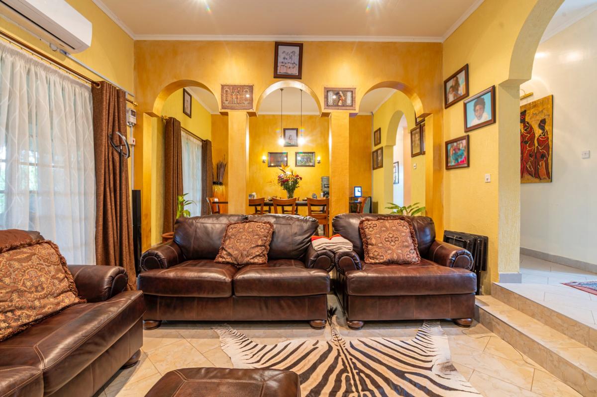 4 Bed House with En Suite in Runda - 4