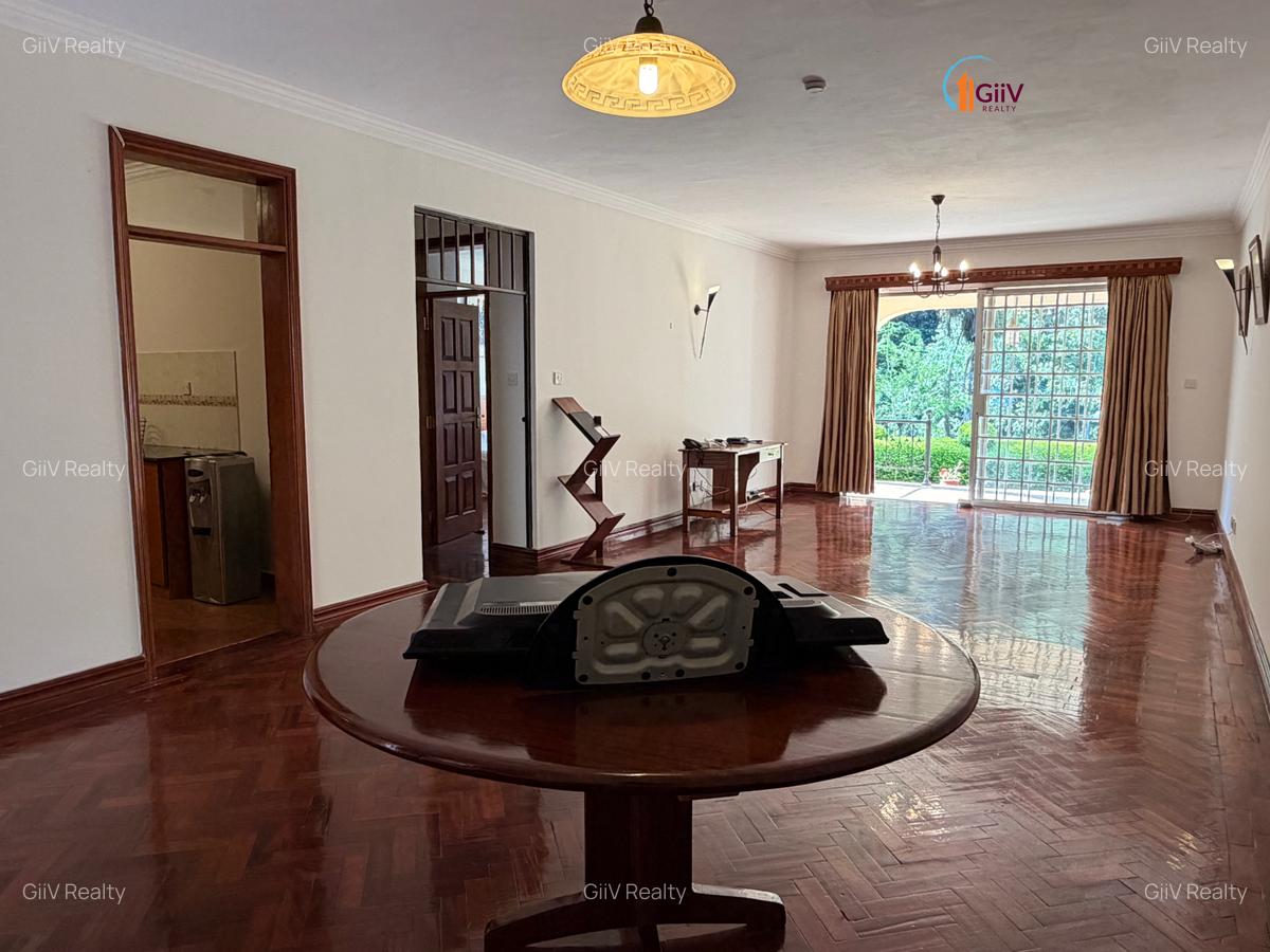 3 Bed Townhouse with Gym in Spring Valley - 7