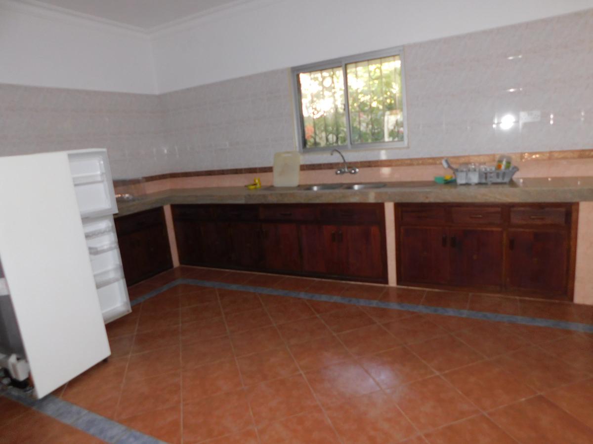 4 Bed House with En Suite at Nyali - 3