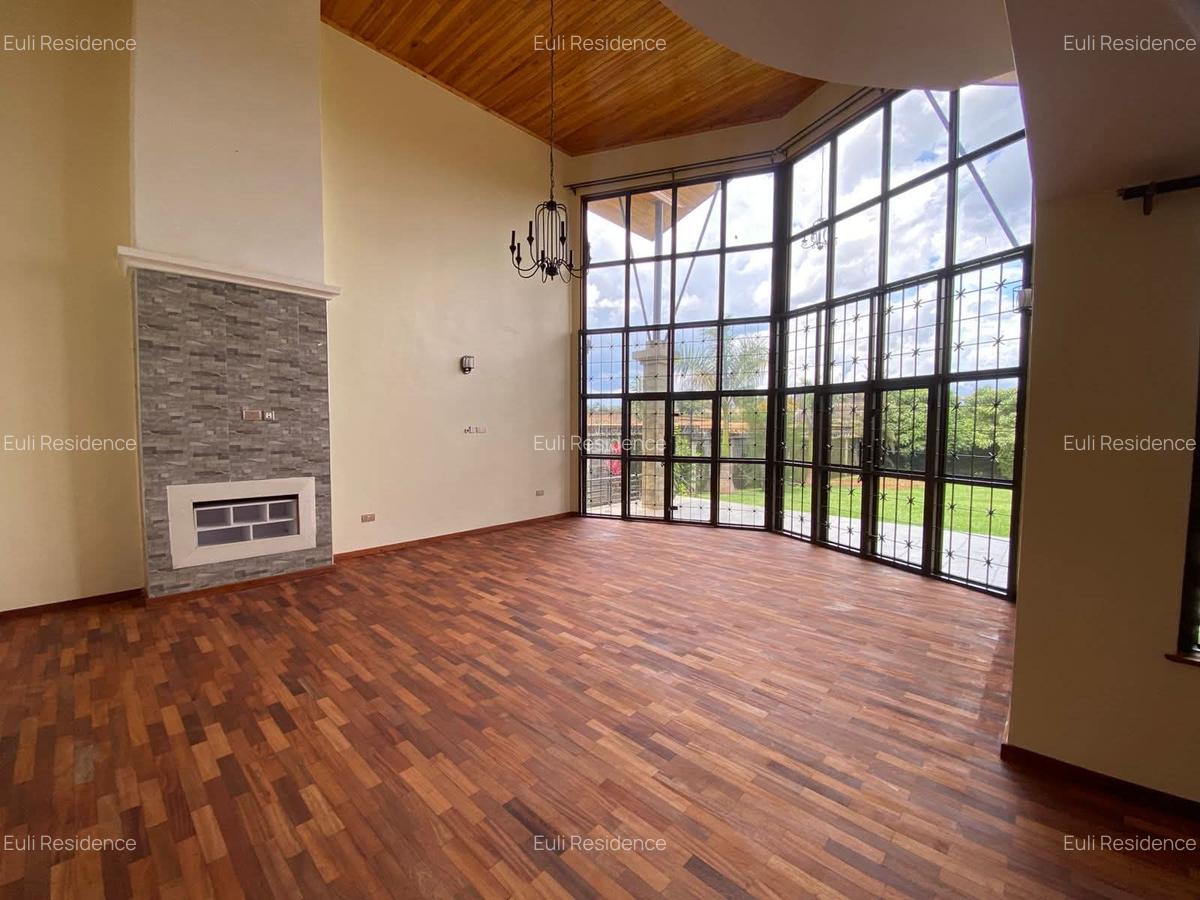 5 Bed Townhouse with En Suite at Runda Drive - 3