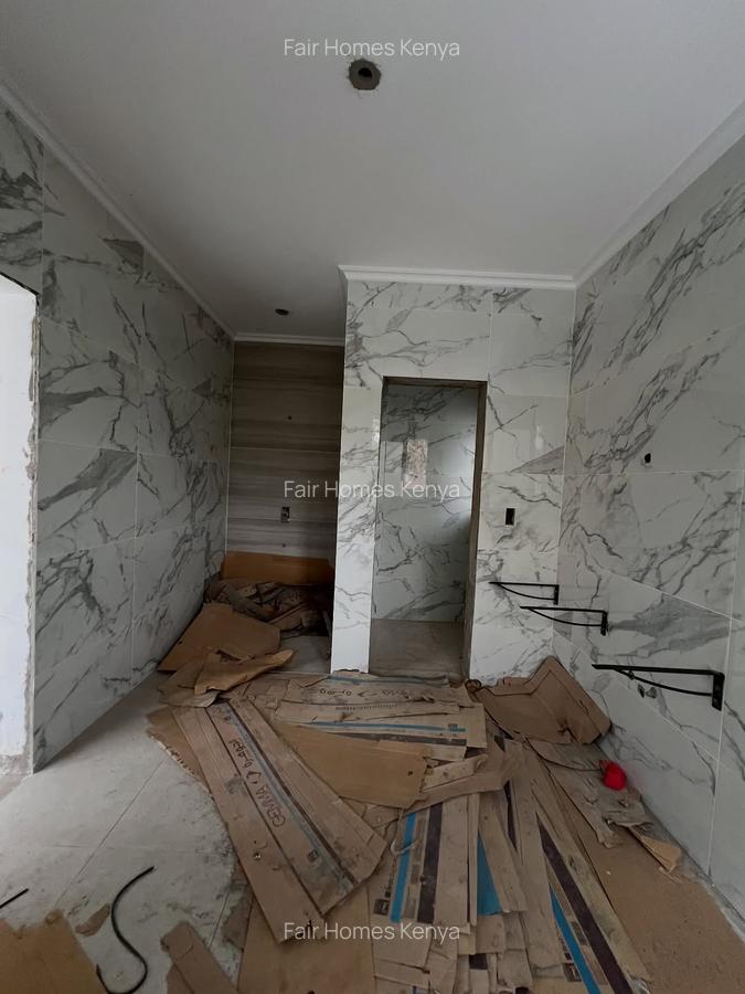 5 Bed Townhouse with En Suite at Lavington Green - 7