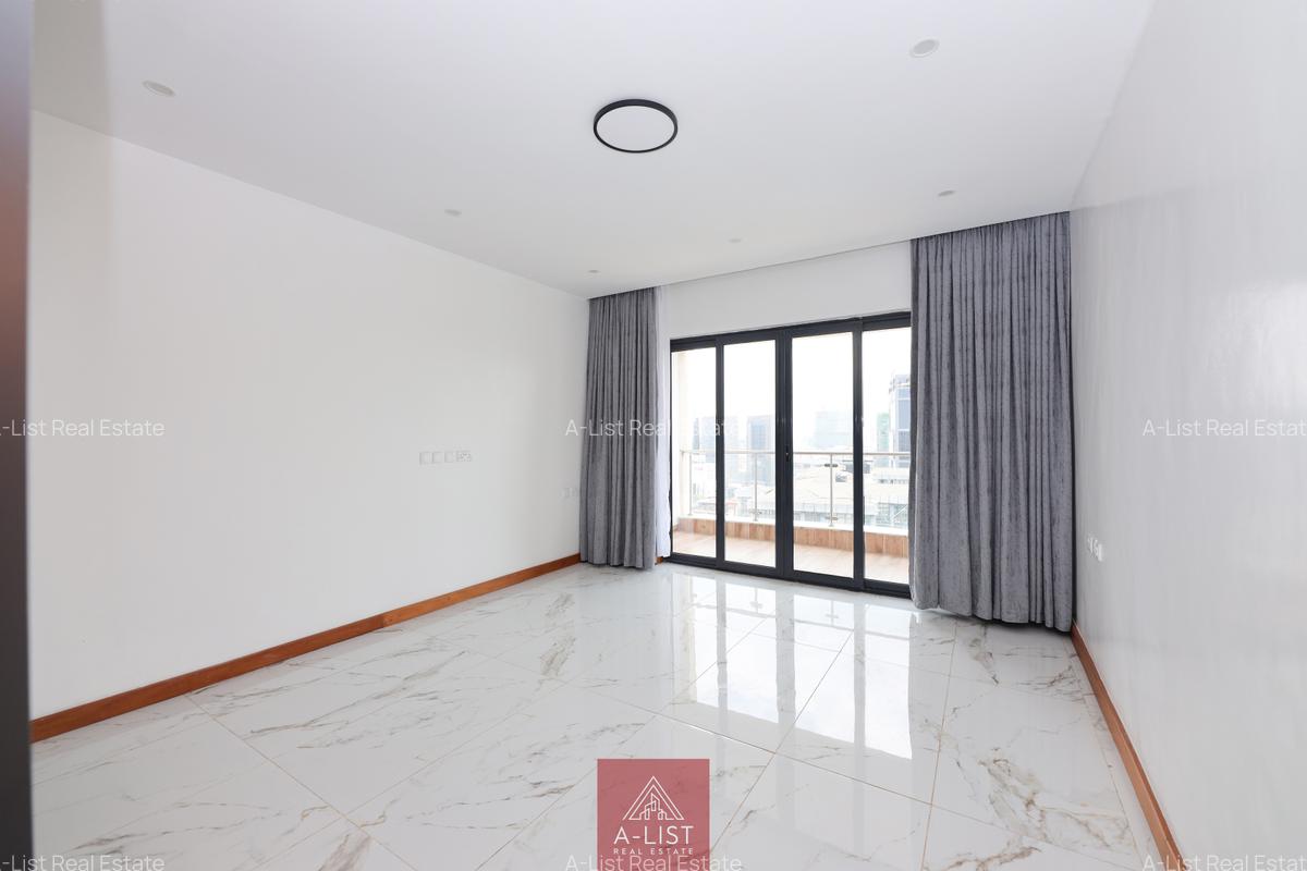 4 Bed Apartment with En Suite at Lantana Road - 4
