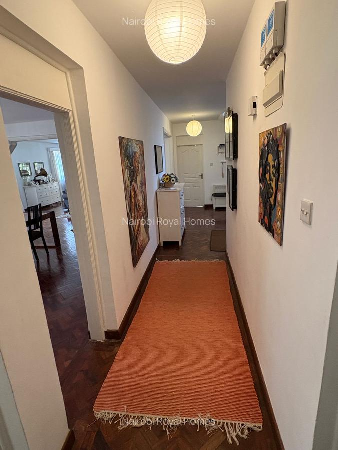 4 Bed House with En Suite at Loresho Road - 19