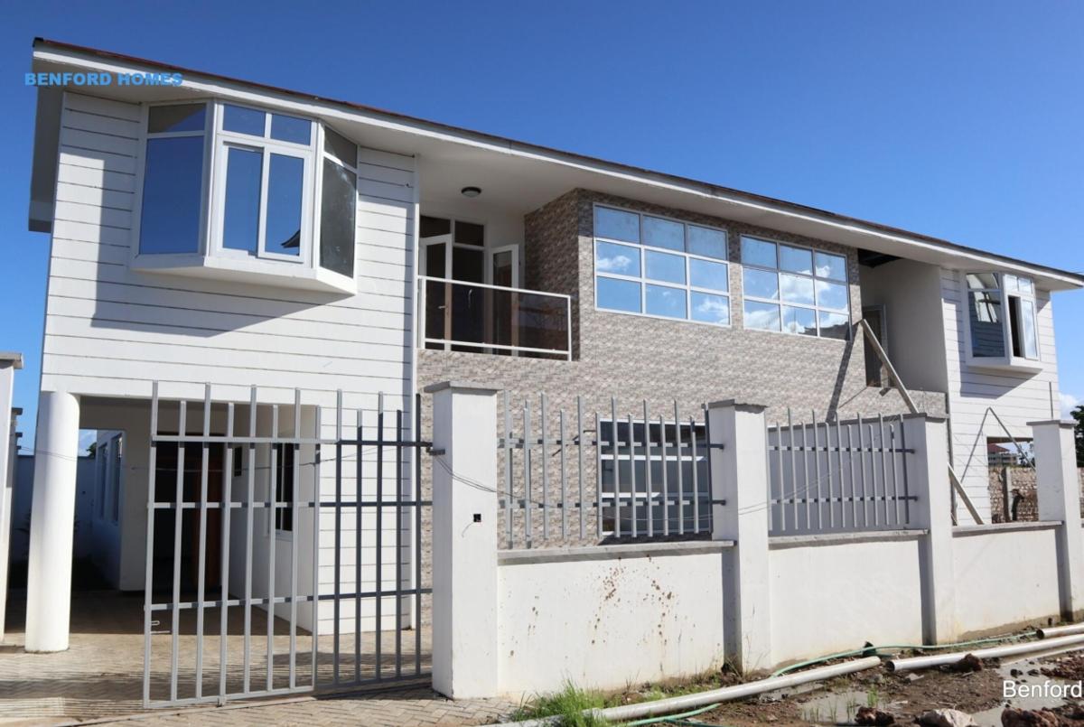 4 Bed Townhouse with Swimming Pool in Bamburi - 5