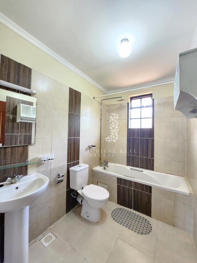 4 Bed Townhouse with En Suite in Kiambu Road - 20