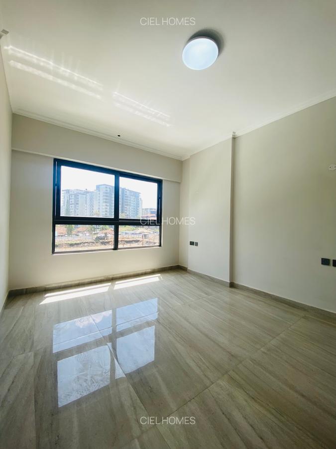 5 Bed Apartment with Swimming Pool in Kilimani - 16