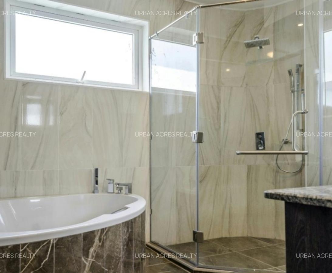 3 Bed Apartment with En Suite at Riverside Drive - 1