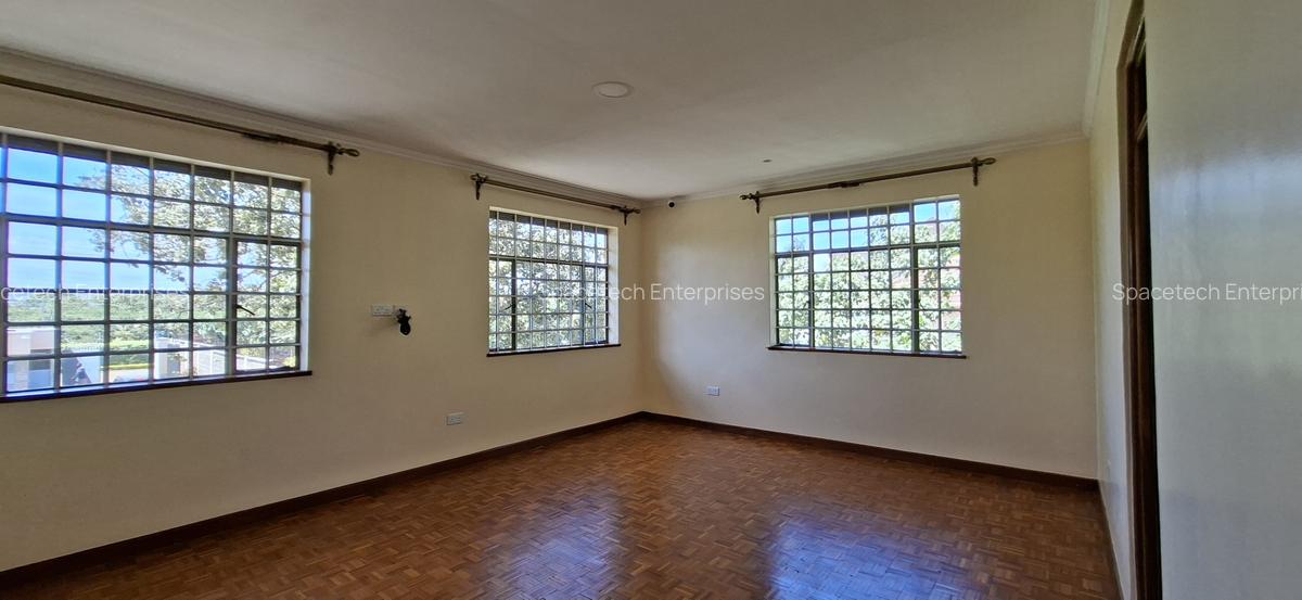 7 Bed House with En Suite in Runda - 8