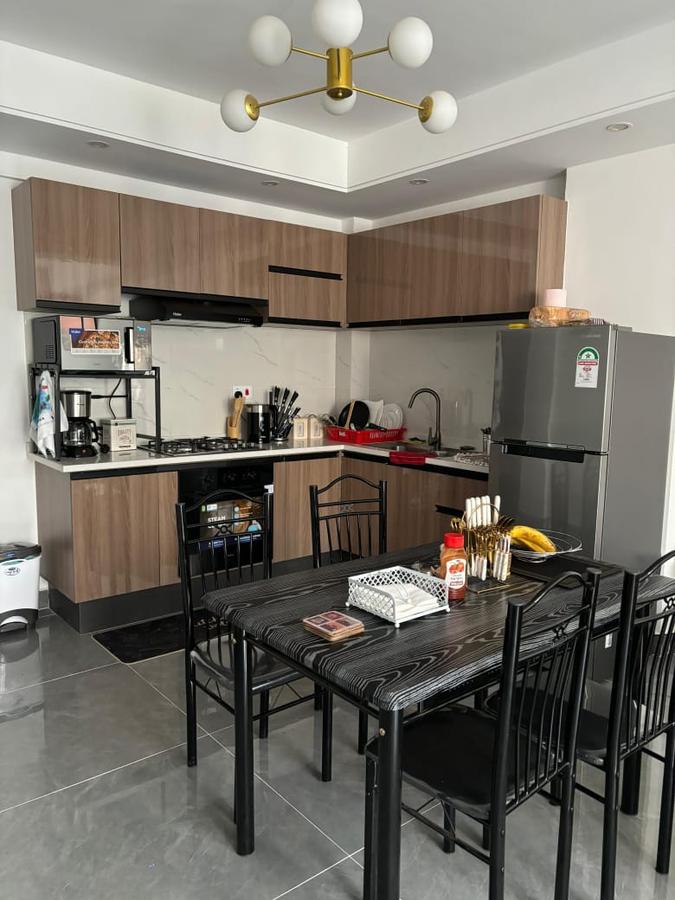 Furnished 2 Bed Apartment with En Suite in Riverside - 9