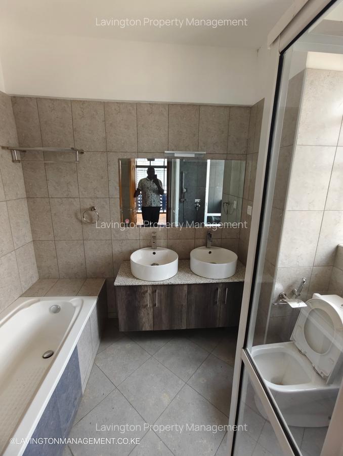 3 Bed Apartment with En Suite at Kilimani - 9