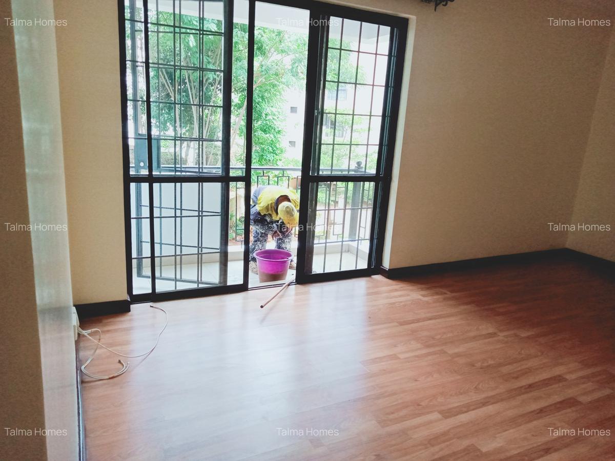 3 Bed Apartment with En Suite at Off Church Road - 11