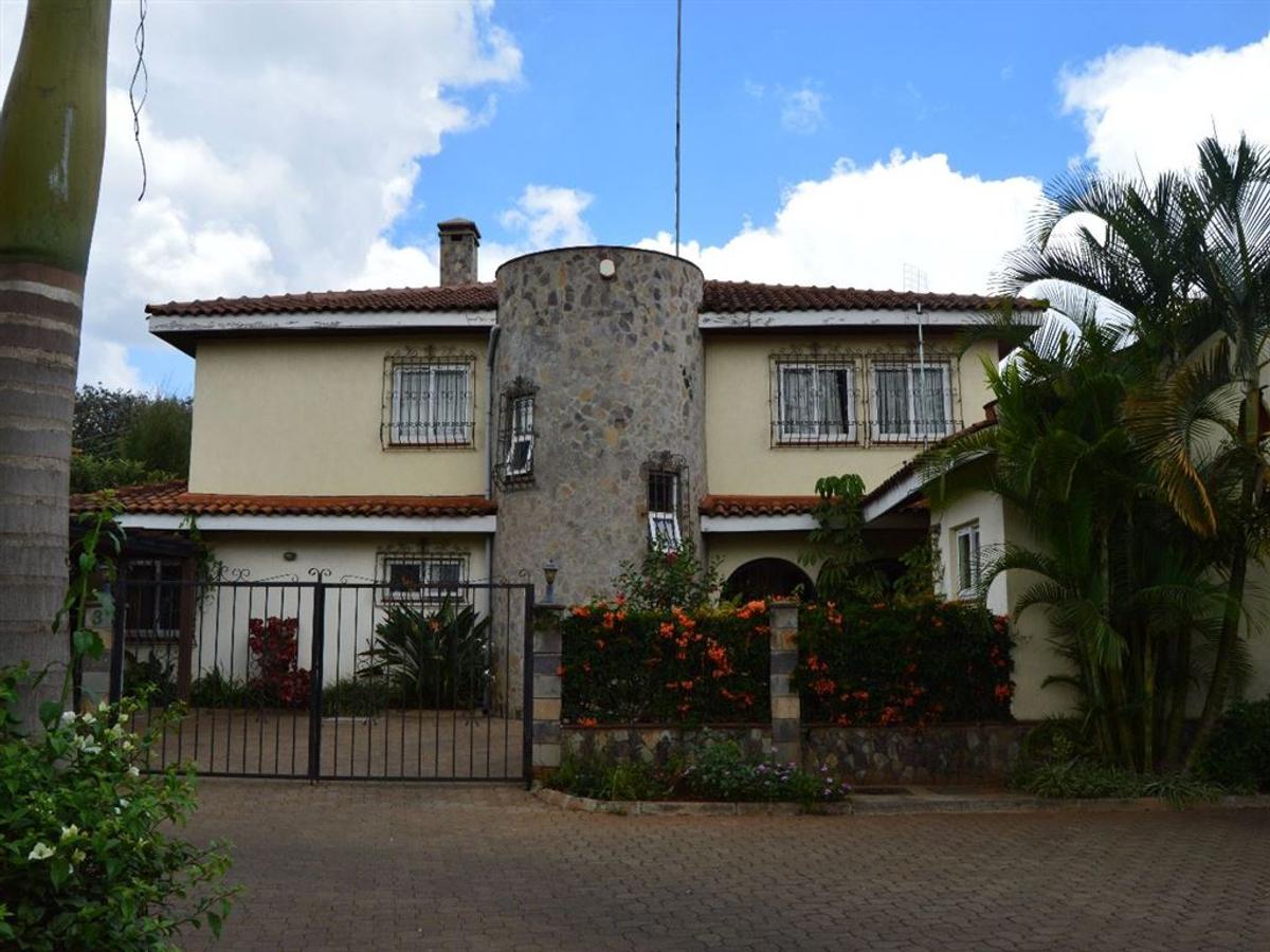 4 Bed Townhouse in Dennis Pritt