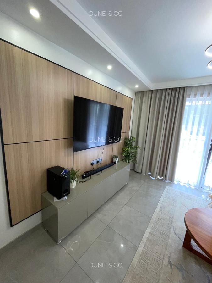 Serviced 2 Bed Apartment with En Suite in Riverside - 3