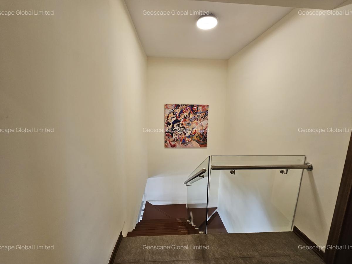 Furnished 3 Bed Apartment with En Suite in Spring Valley - 8
