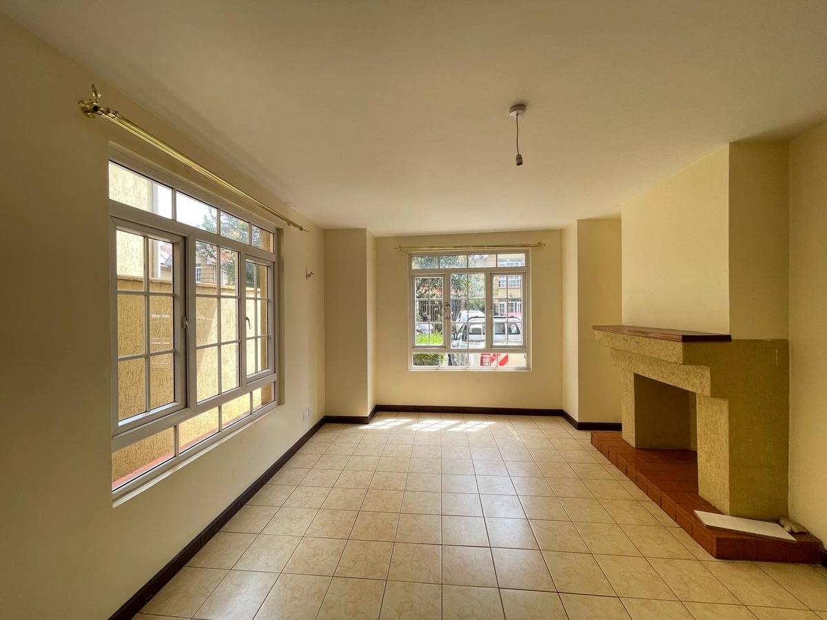 4 Bed Townhouse with En Suite in Langata - 8