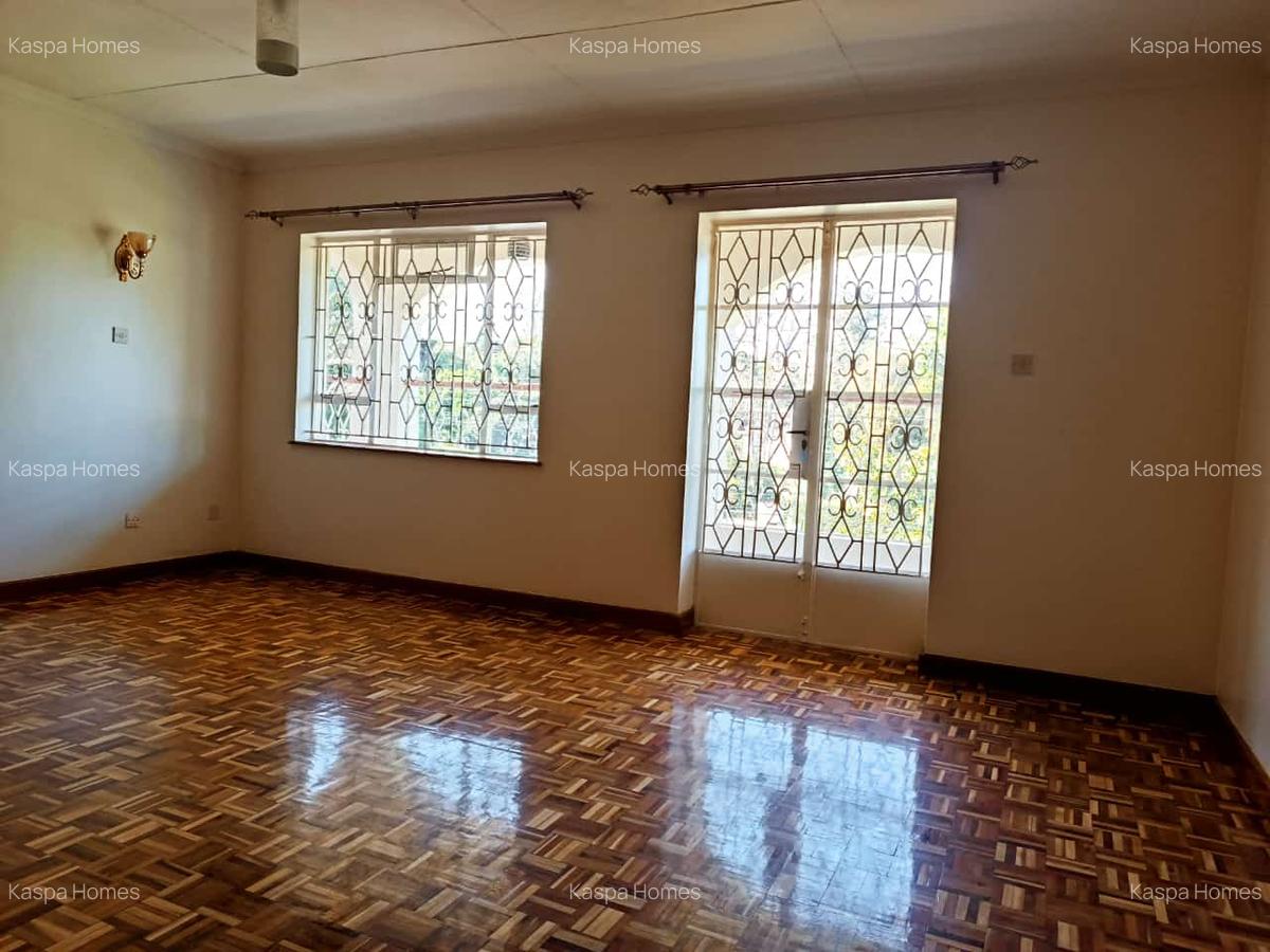 5 Bed House with En Suite in Loresho - 7