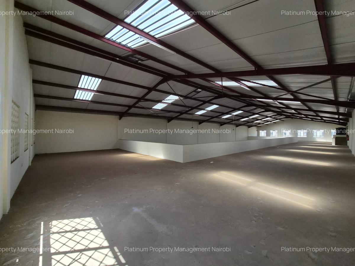 11,700 ft² Warehouse with Service Charge Included at Baba Dogo Rd - 18