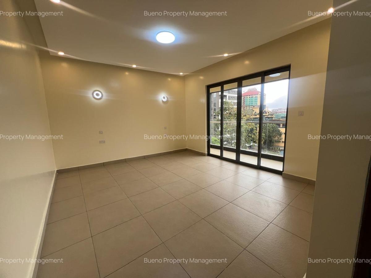 3 Bed Apartment with En Suite in Kilimani - 19
