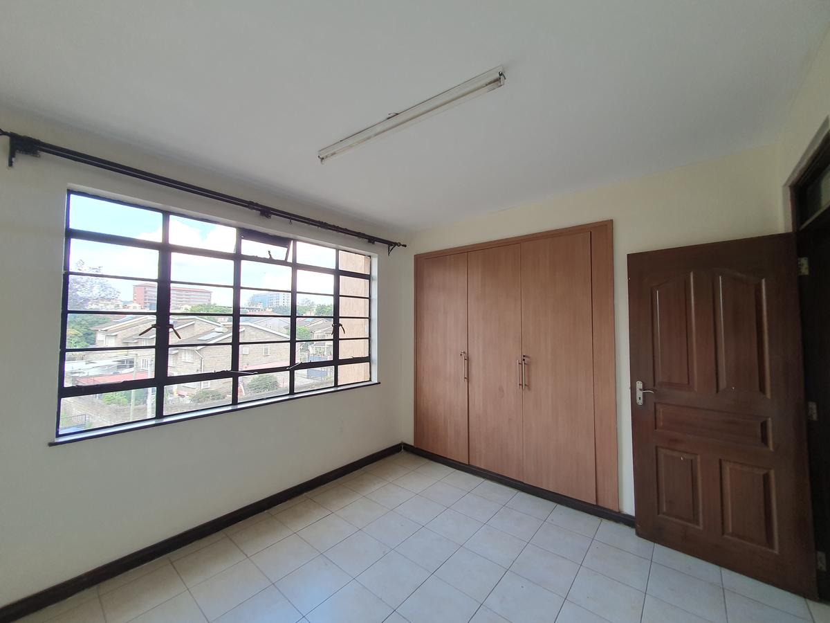 2 Bed Apartment with Borehole in Parklands - 13