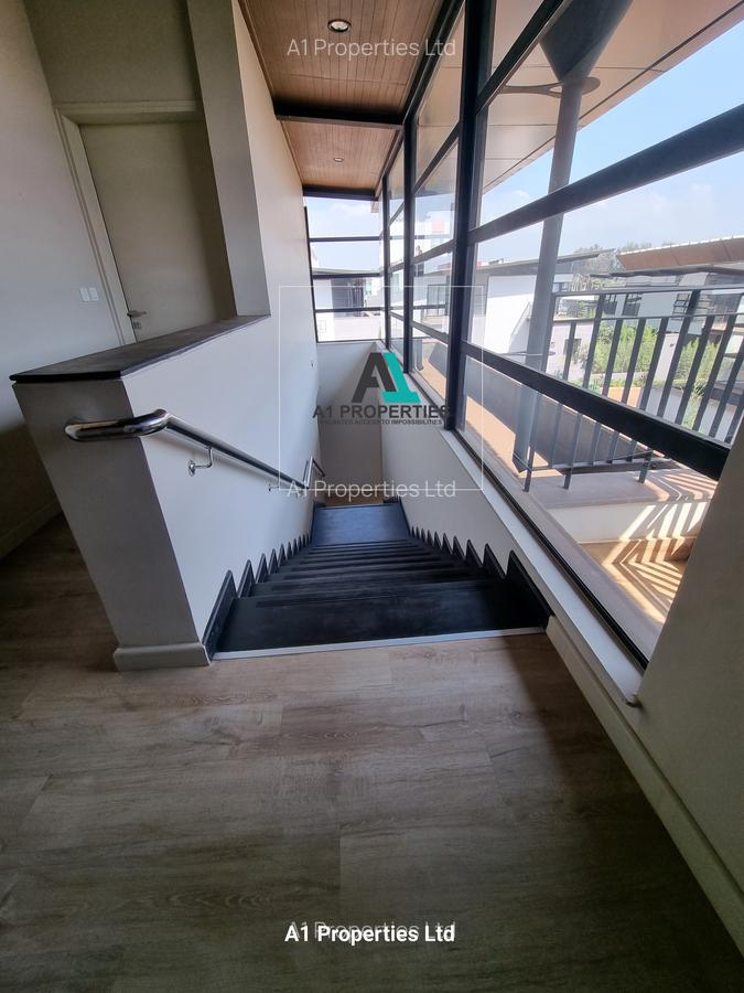 3 Bed Townhouse with En Suite in Runda - 6