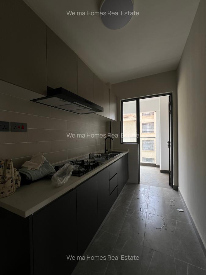 2 Bed Apartment with En Suite in Lavington - 4