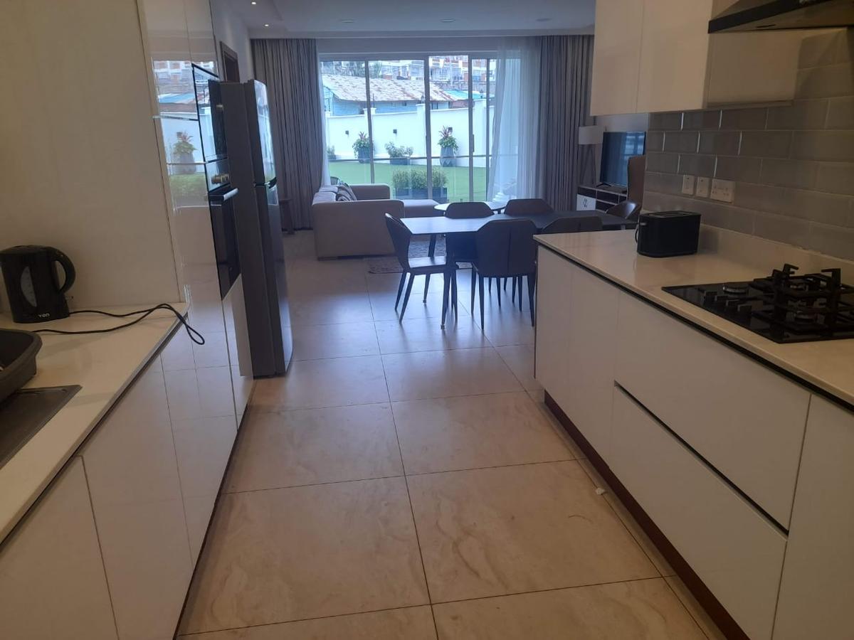 Furnished 2 Bed Apartment with En Suite in Parklands - 11