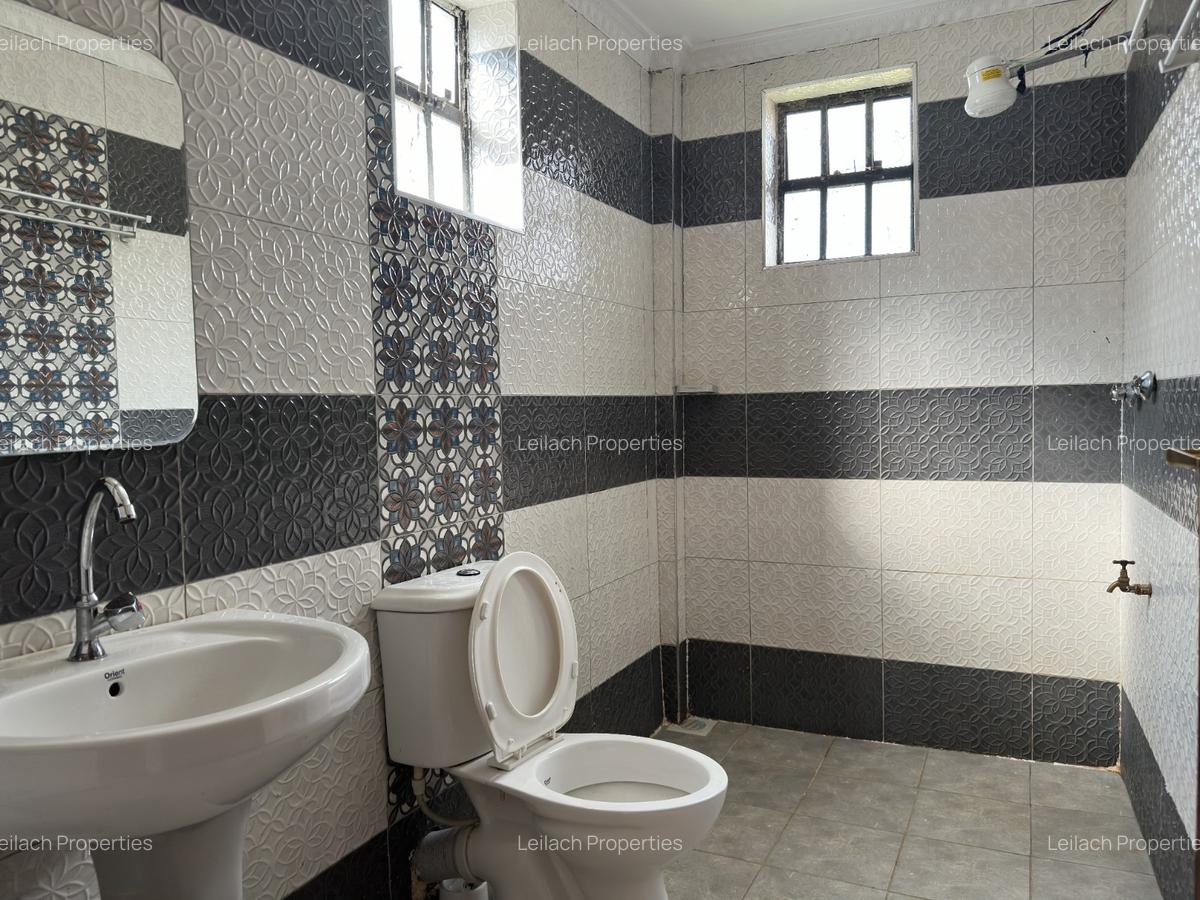 3 Bed House with En Suite in Gikambura - 11