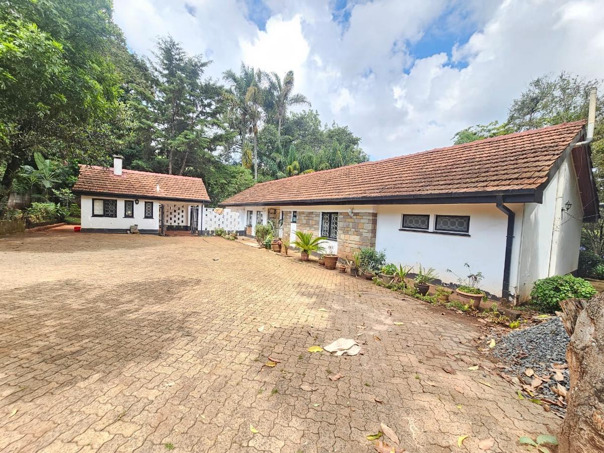 4 Bed House with En Suite in Kyuna - 1