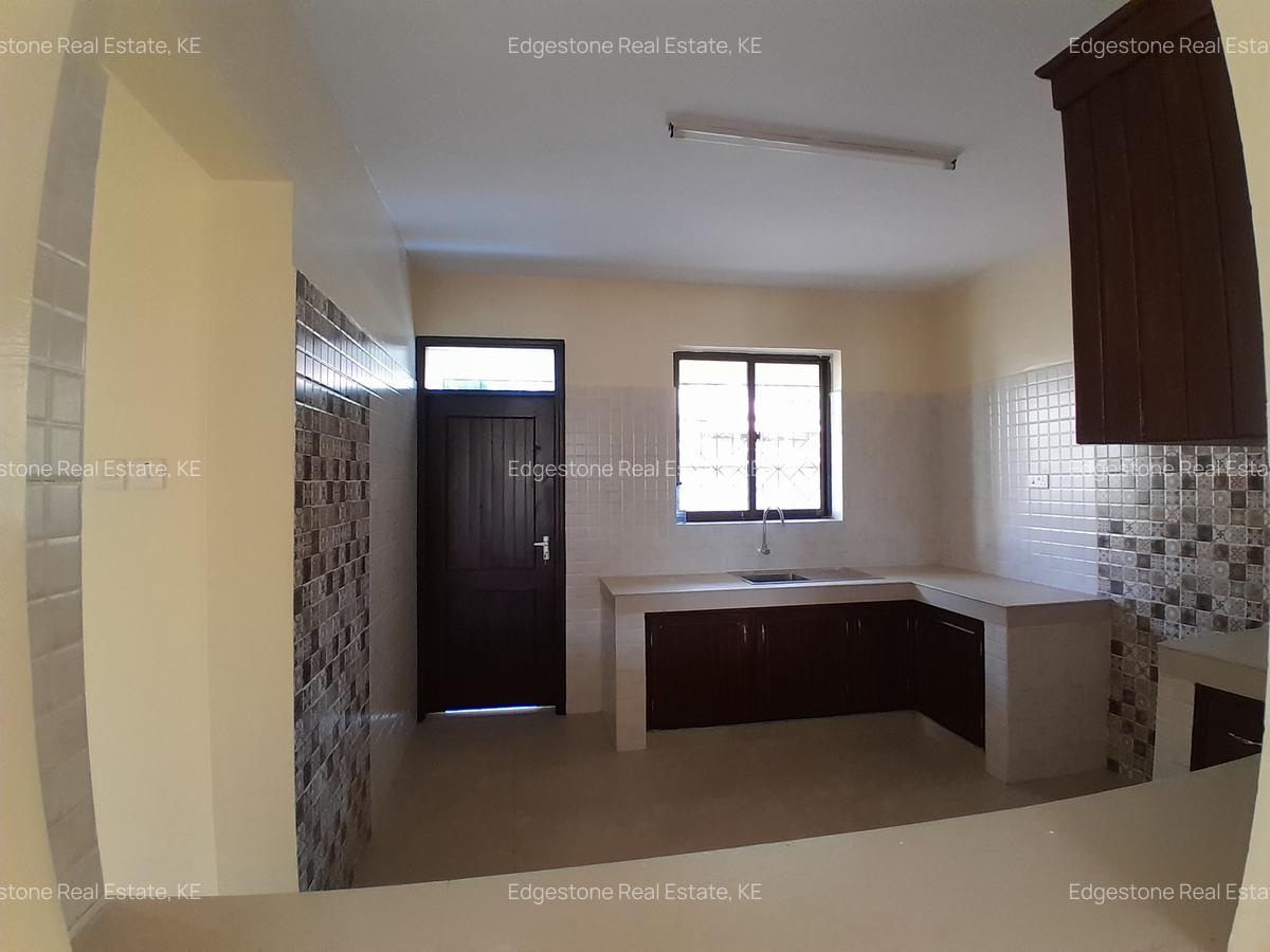 3 Bed Apartment with En Suite in Tudor - 12