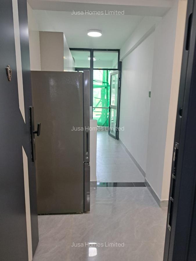 1 Bed Apartment with En Suite at Adams - 5