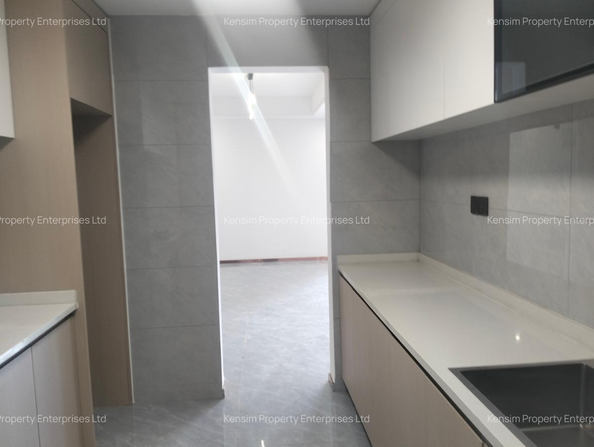 3 Bed Apartment with En Suite in Riverside - 18