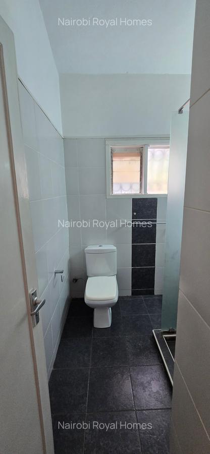4 Bed House with En Suite at Hill View - 12