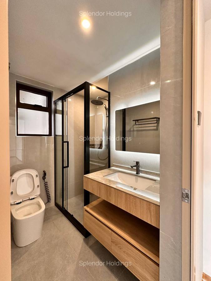 2 Bed Apartment with Swimming Pool in Riverside - 6