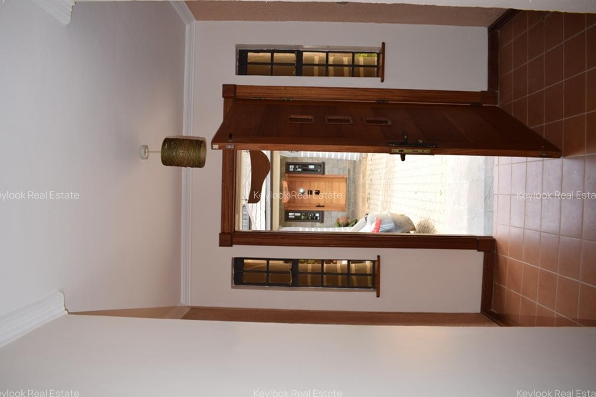 4 Bed Townhouse with En Suite at Peponi Road - 16