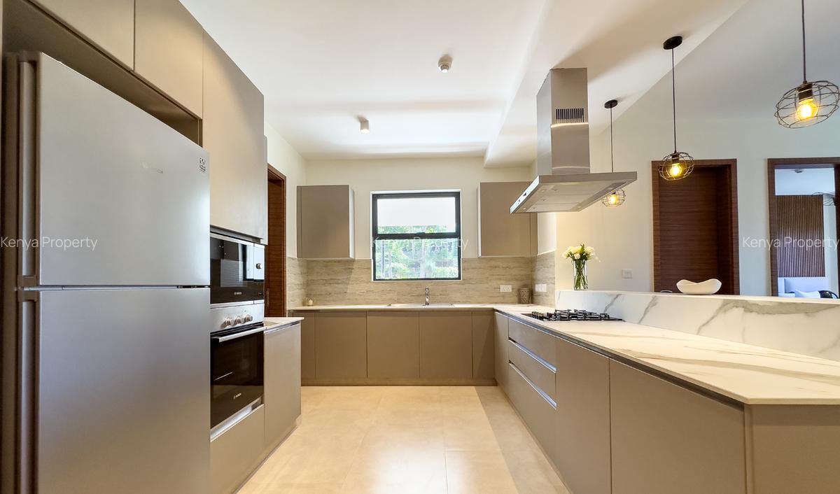 Serviced 2 Bed Apartment with En Suite at Westlands Area - 11