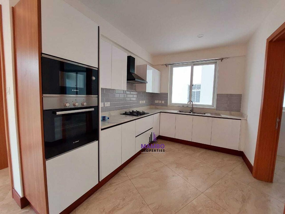 2 Bed Apartment with En Suite at City Park Drive - 3