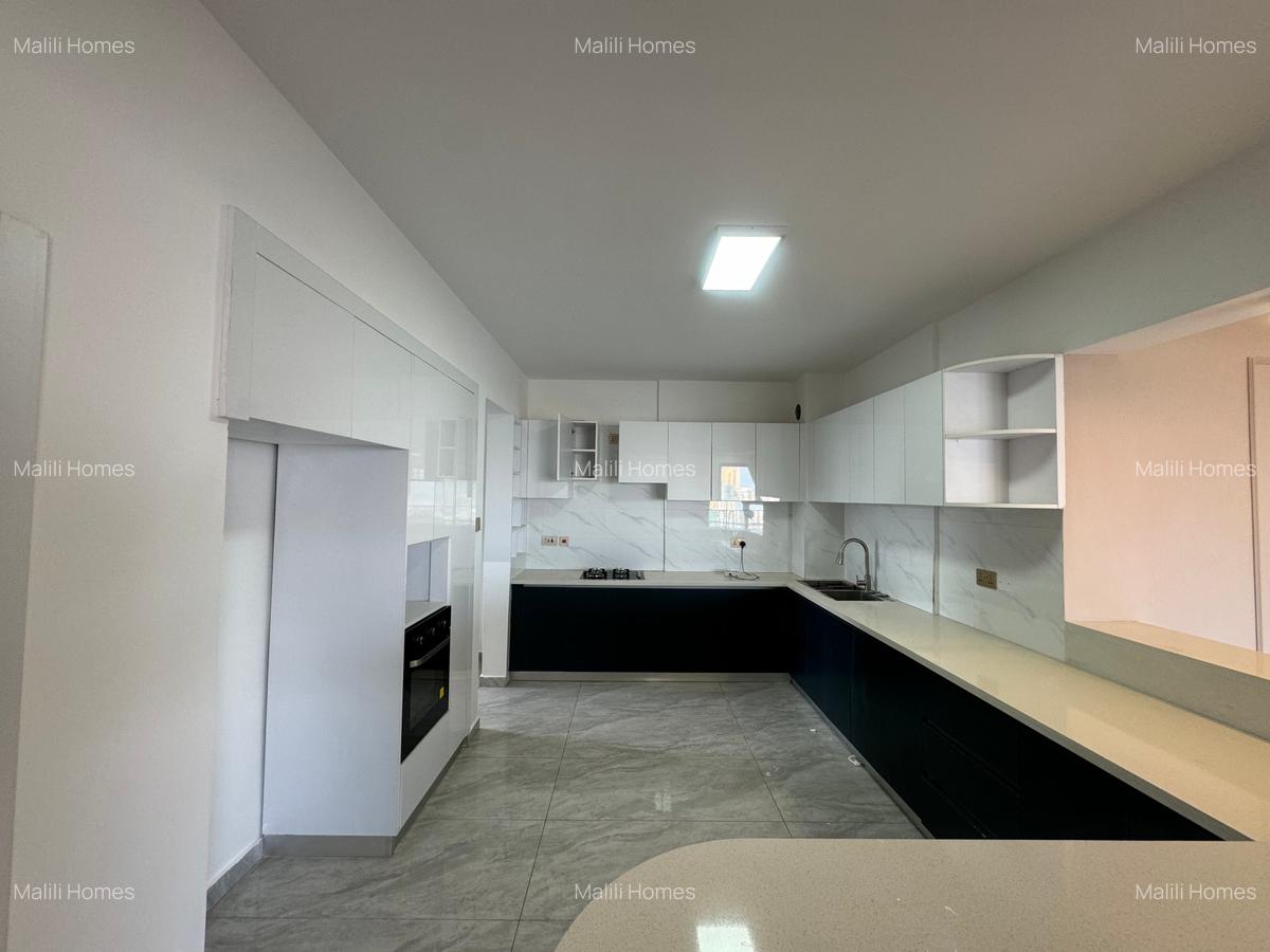 4 Bed Apartment in Kilimani - 2