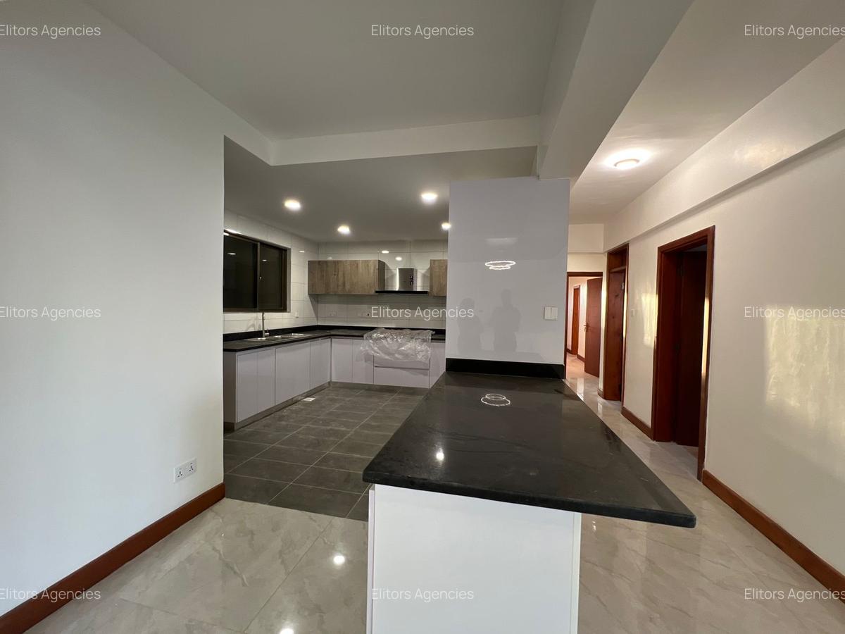 4 Bed Apartment with En Suite at Othaya Road - 4