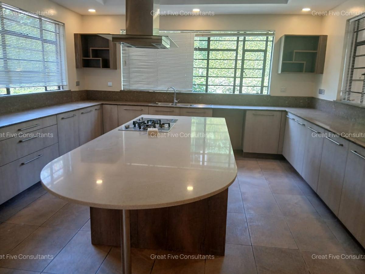 5 Bed Villa with En Suite in Westlands Area - 5